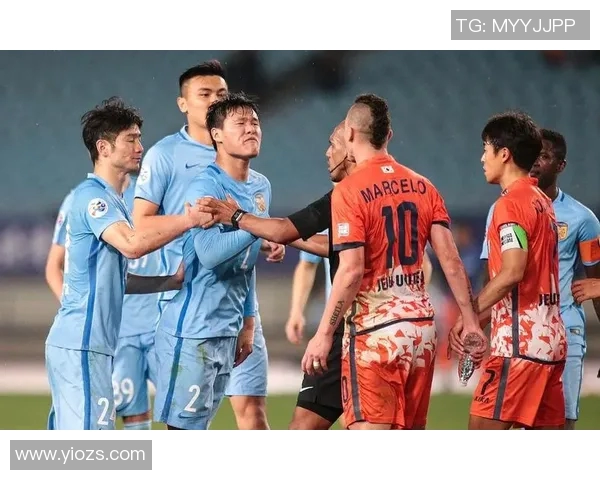 东京绿茵与福田黄蜂的激烈对决展现足球魅力与团队精神的完美结合