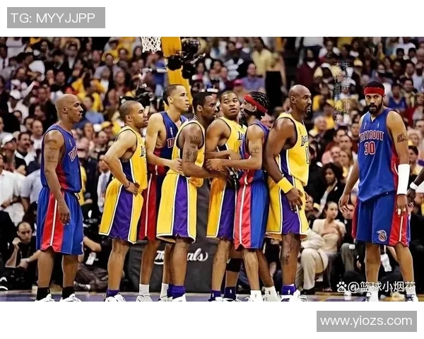 多伦多猛龙与活塞激战正酣球迷期待精彩对决与惊喜表现 多伦多猛龙与活塞激战正酣球迷期待精彩对决与惊喜表现