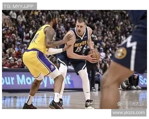 快船与掘金季后赛第三场激战回顾球员表现与战术分析