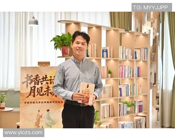 朱旭航的成长之路:从青涩少年到职场精英的奋斗历程与心路历程 朱旭航的成长之路:从青涩少年到职场精英的奋斗历程与心路历程