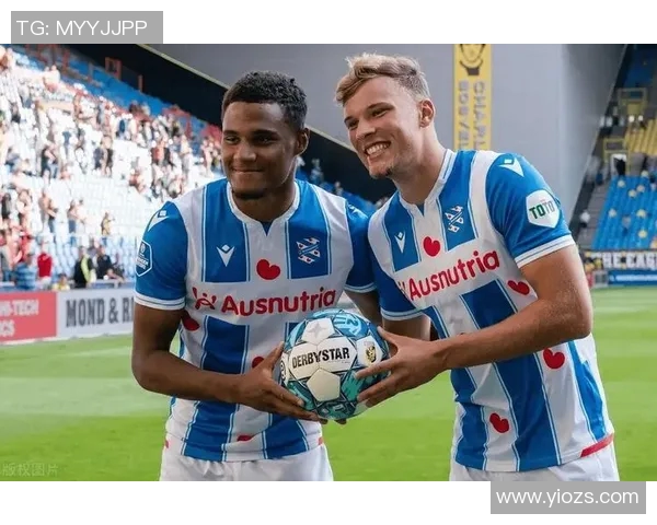 狼队与哈德斯菲激战正酣谁能在英超赛场上笑到最后 狼队与哈德斯菲激战正酣谁能在英超赛场上笑到最后