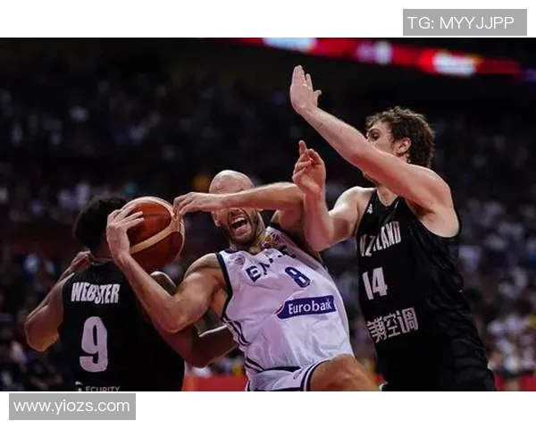 激烈对决篮球赛希腊强势挑战捷克争夺胜利荣耀之战 激烈对决篮球赛希腊强势挑战捷克争夺胜利荣耀之战