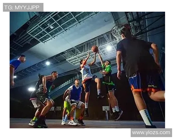 勇士与黄蜂激战正酣2月2日精彩对决引发球迷热议 勇士与黄蜂激战正酣2月2日精彩对决引发球迷热议